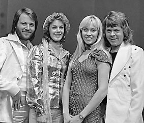 ABBA (v. l.): Andersson, Lyngstad, Fältskog, Ulvaeus;  1974. Foto: AVRO