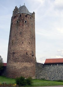 Der Graue Turm, Fritzlar. Foto: Doris Antony, Berlin