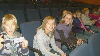 Schüler der 5. Klassen im Hessisches Landestheater Marburg (003)