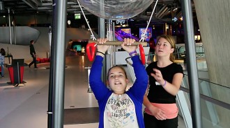Phaeno | Hannah & Jule. Bild: A. Bubrowski/CJD Oberurff