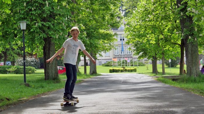 Plötzlich fahren alle Longboard. Bild: A. Bubrowski/CJD Oberurff