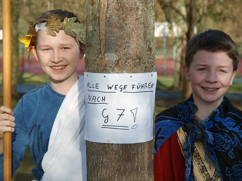 Jakob & Fabian weisen Weg nach Rom | Bild: Andreas Bubrowski/CJD Oberurff