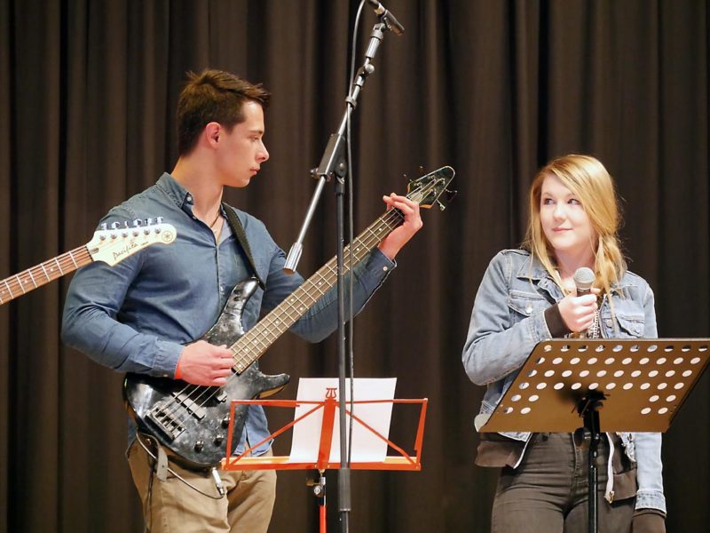 Schulband & Veronica | Bild: Andreas Bubrowski/CJD Oberurff