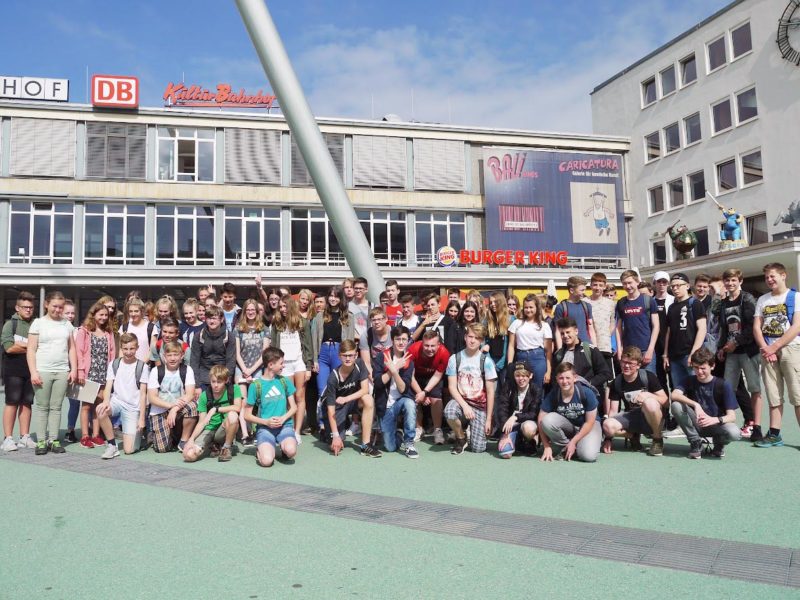 Gruppenfoto am Kulturbahnhof | Foto: J.-H. Kechel/CJD Oberurff