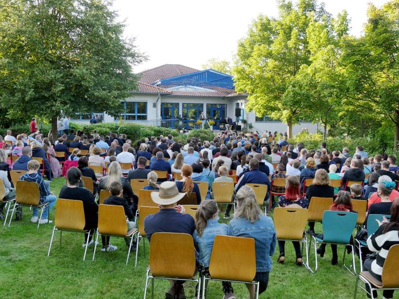 Während der Ansprache des Schulleiters