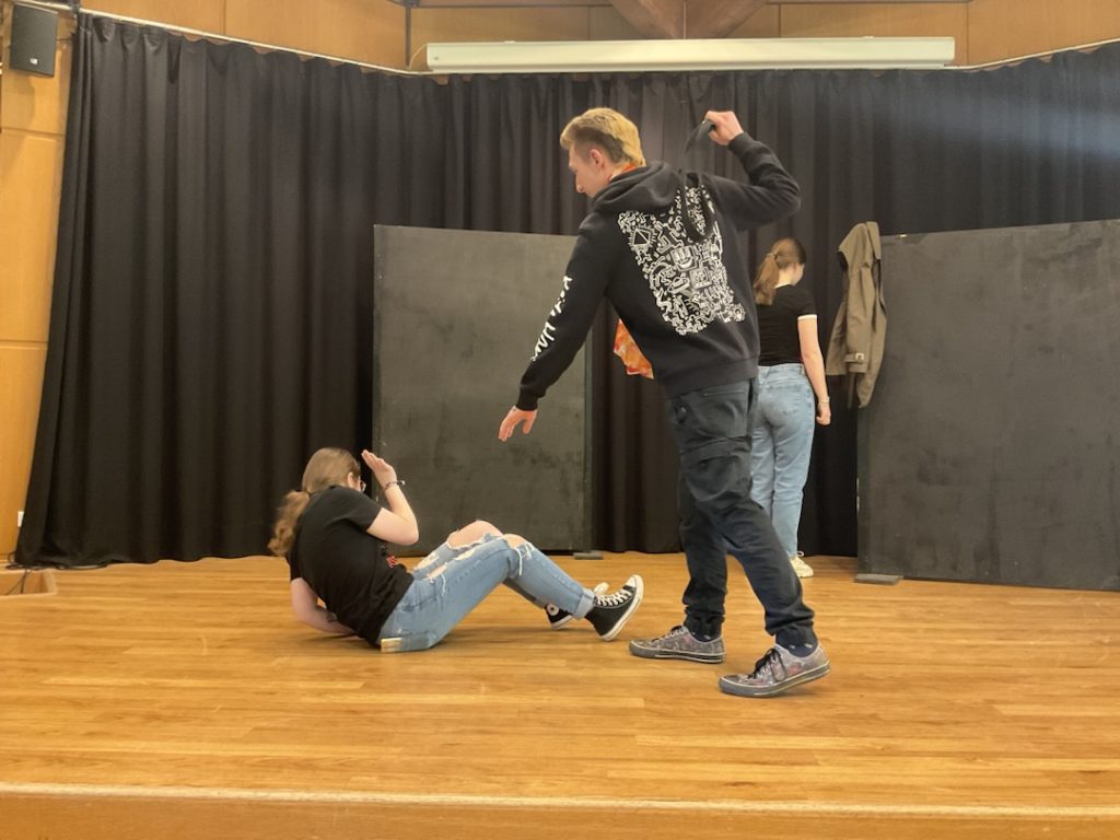 Darstellendes Spiel